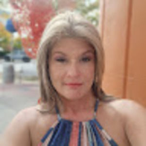 Meet your Posher, Gwen